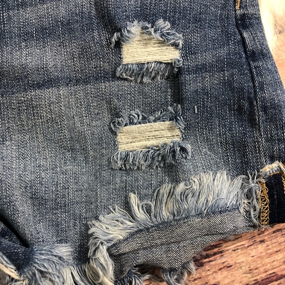 High-Rise Cuffed Distressed Denim Shorts - Picture 3 of 3